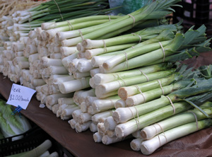 Leeks are common at farmers markets in the fall.