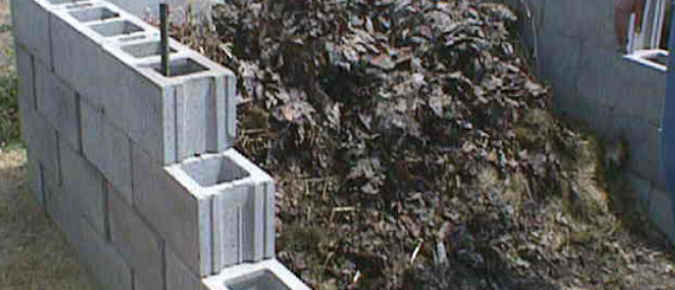 Concrete Block Composter: Do-It-Yourself Compost Bin Instructions